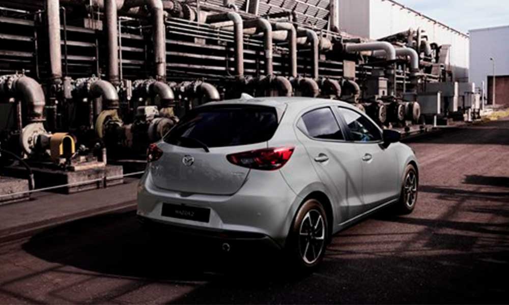 Harga-Mazda-2-Hatchback-di-Makassar-EX-pc-sep-2024-3